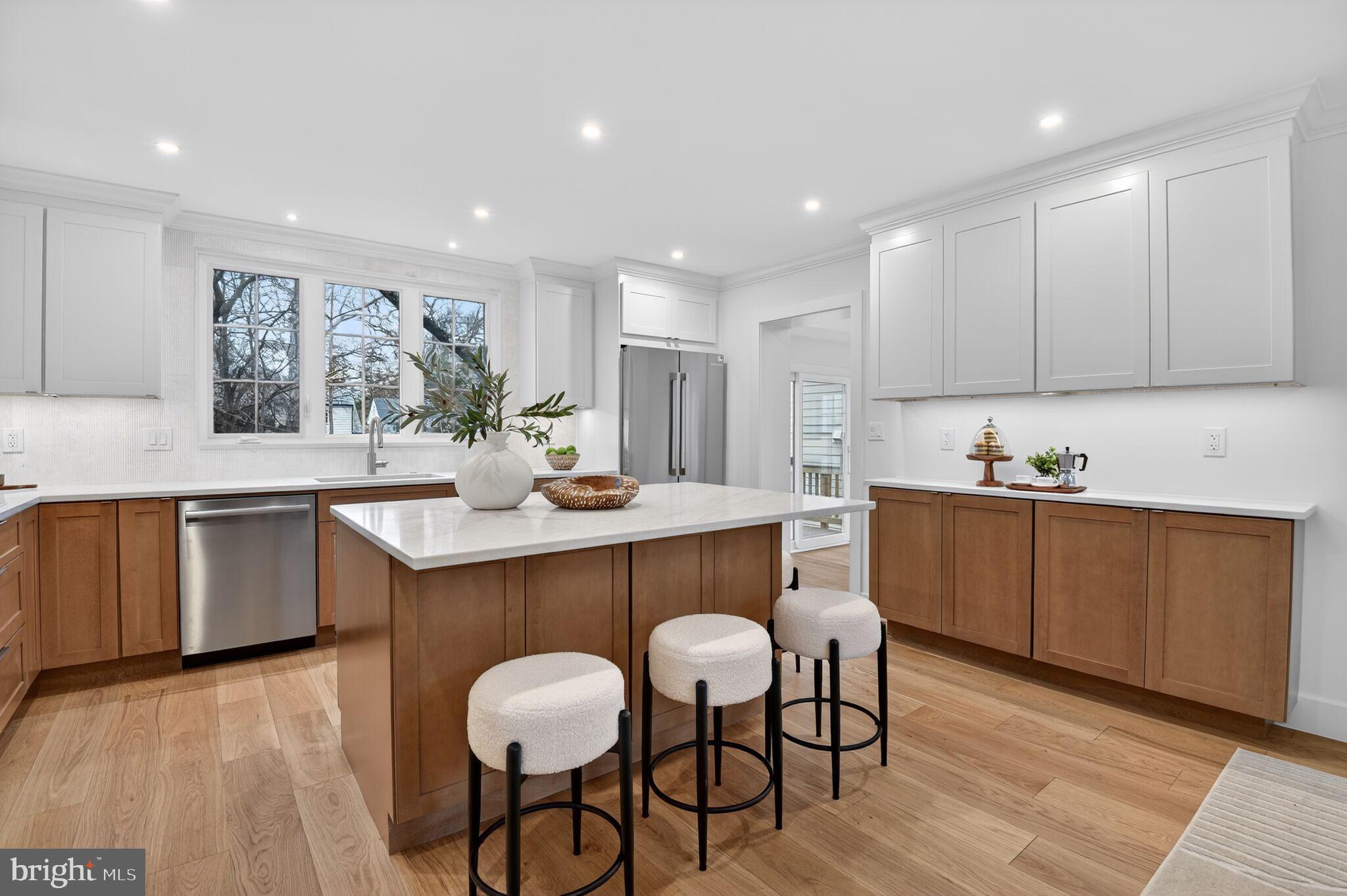 3637 Tilden Street Northwest Washington, DC 20008 - Photo 11 of 48 Kitchen | buffet-pantry