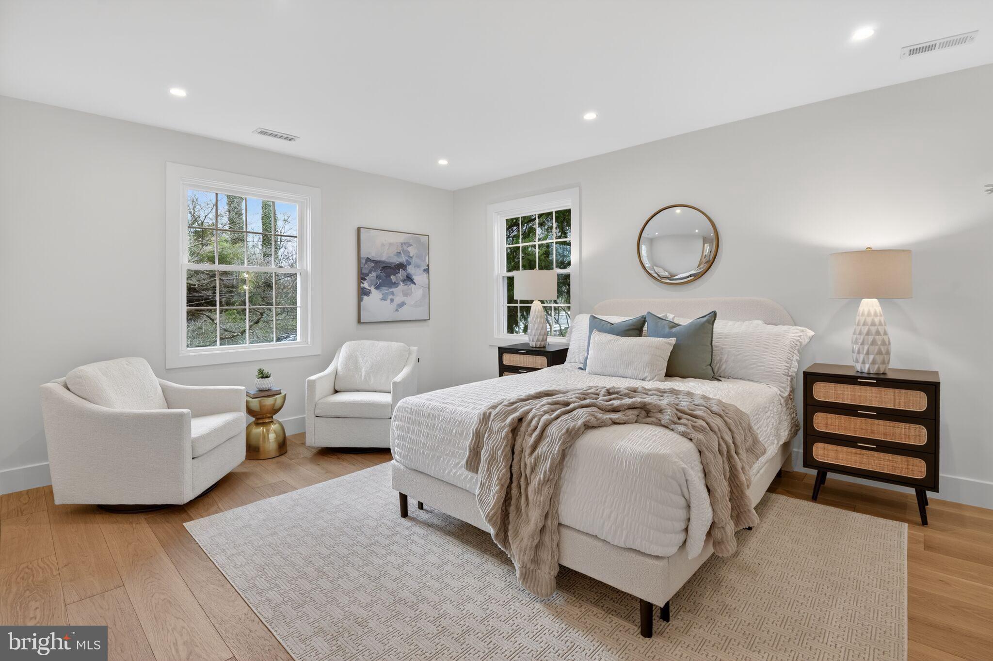 3637 Tilden Street Northwest Washington, DC 20008 - Photo 30 of 49 Bedroom #2, En suite bathroom
