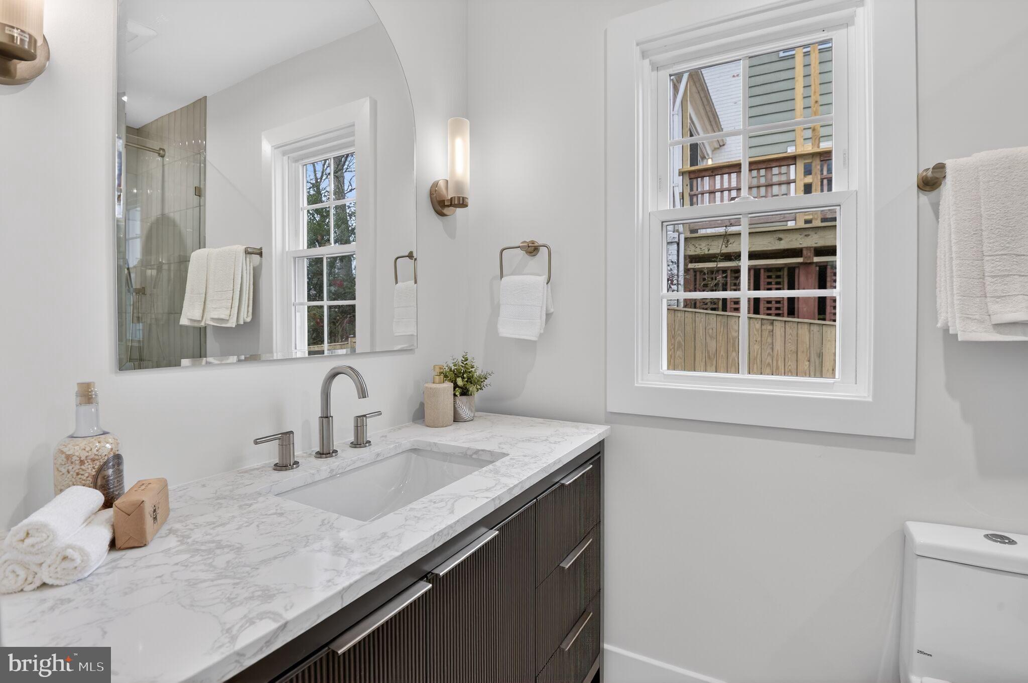 3637 Tilden Street Northwest Washington, DC 20008 - Photo 35 of 49 En suite bathroom (#3)