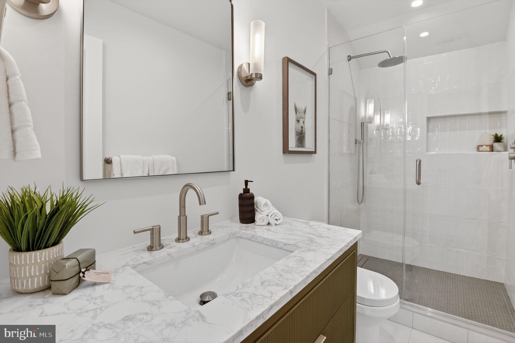 3637 Tilden Street Northwest Washington, DC 20008 - Photo 40 of 48 En suite bathroom (#4)