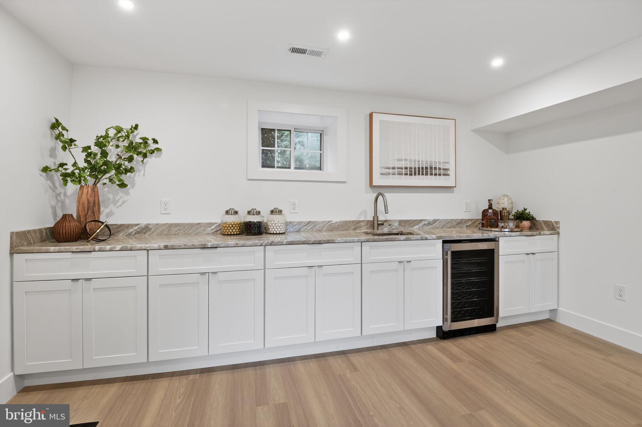 3637 Tilden Street Northwest Washington, DC 20008 - Photo 43 of 48 Family Room | wet bar