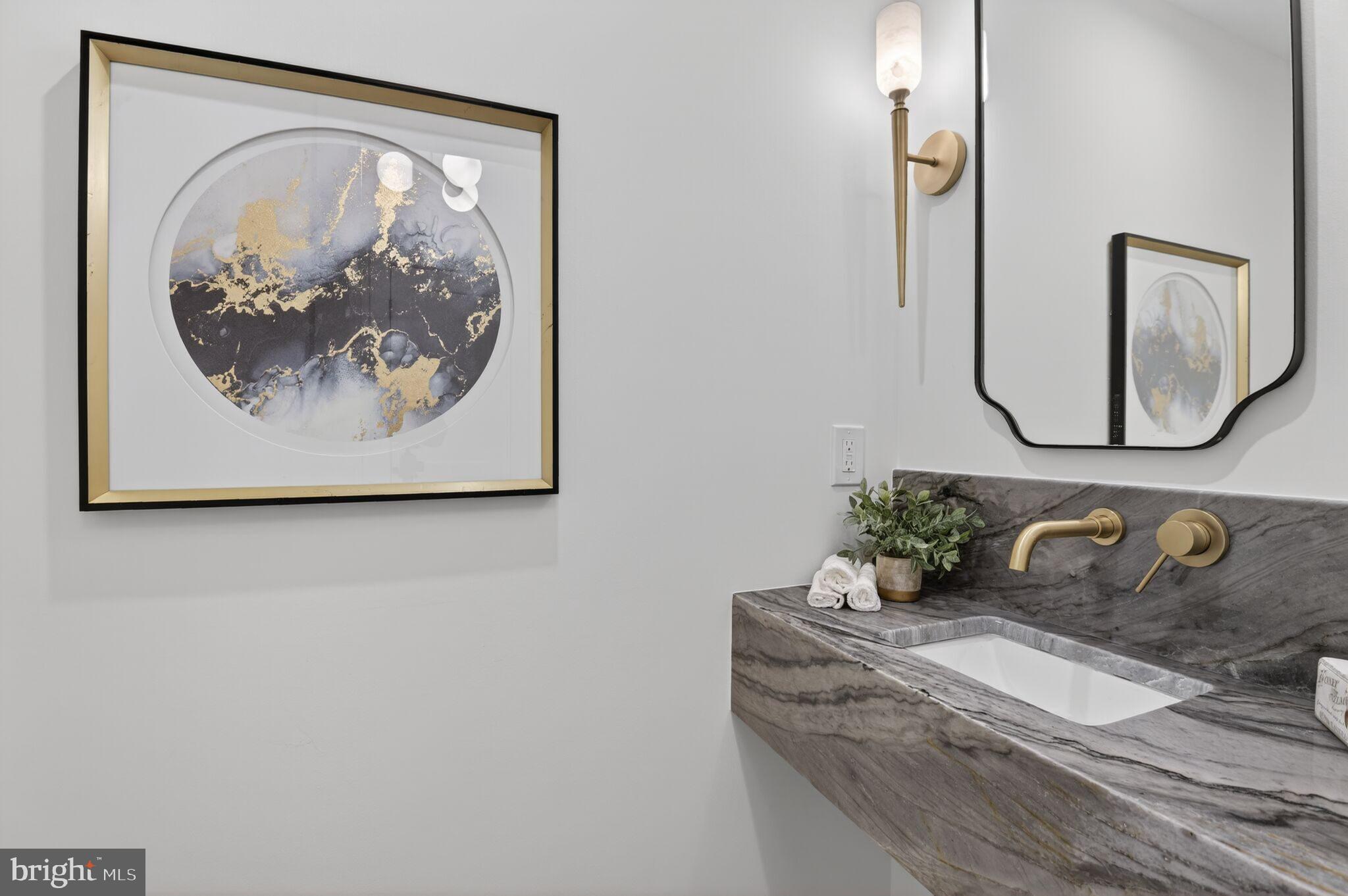 3637 Tilden Street Northwest Washington, DC 20008 - Photo 9 of 49 Powder Room