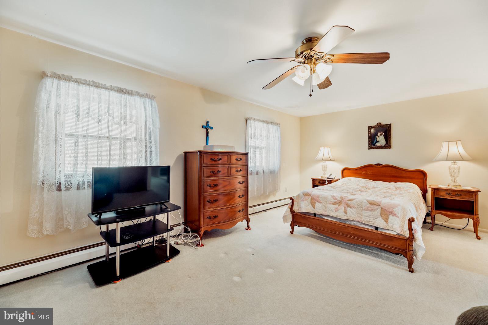3434 Brookview Road Philadelphia, PA 19154 - Photo 16 of 29 Gallery Image 16