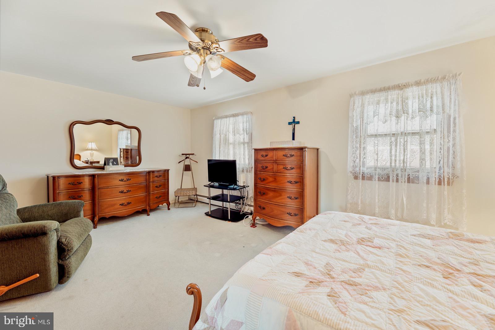 3434 Brookview Road Philadelphia, PA 19154 - Photo 17 of 29 Gallery Image 17