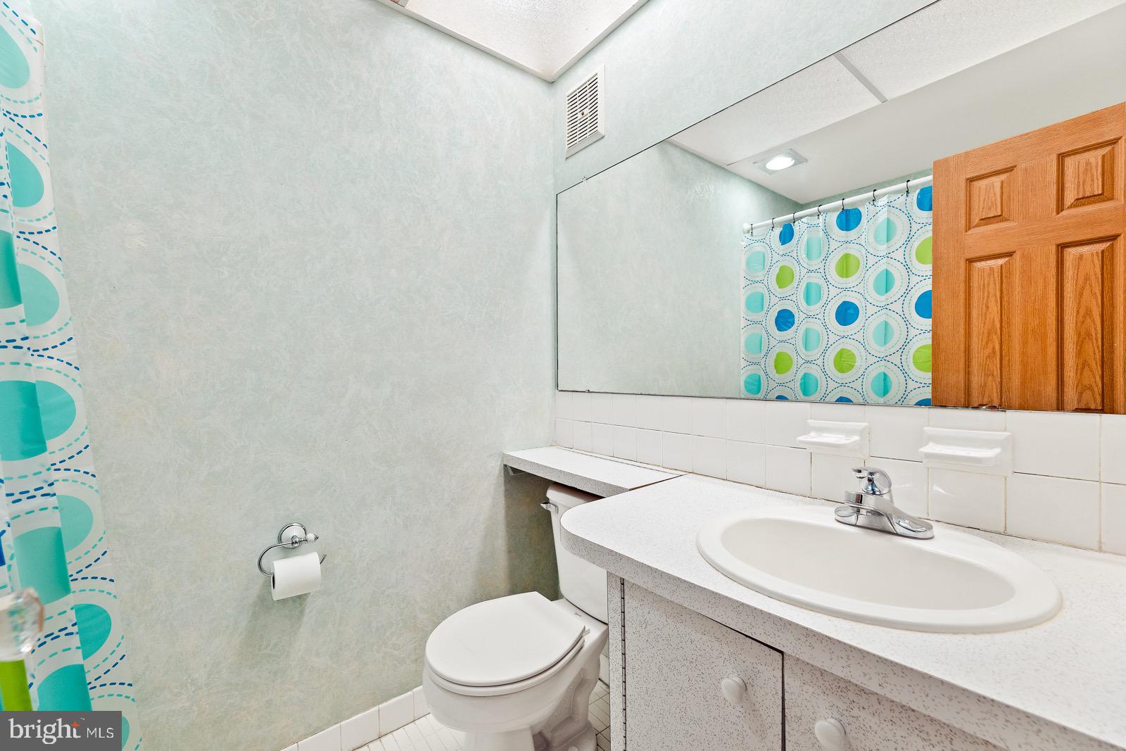 3434 Brookview Road Philadelphia, PA 19154 - Photo 21 of 29 Gallery Image 21