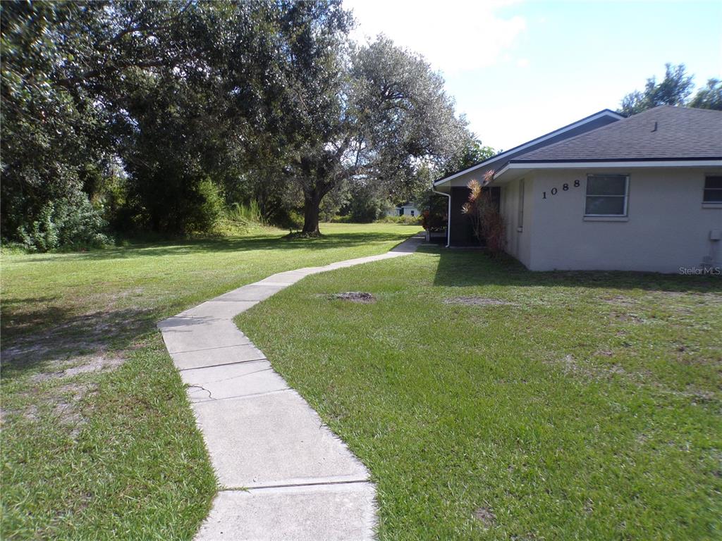 1088 Melville Road, Unit A Punta Gorda, FL 33983 - Photo 13 of 37