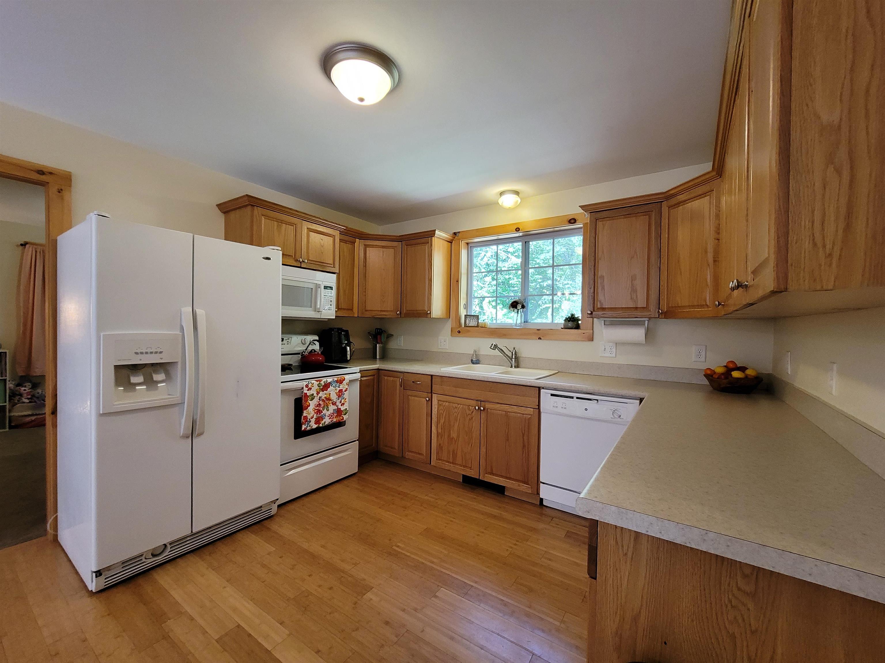 11 Bennett Road Wolfeboro, NH 03894 - Photo 5 of 40