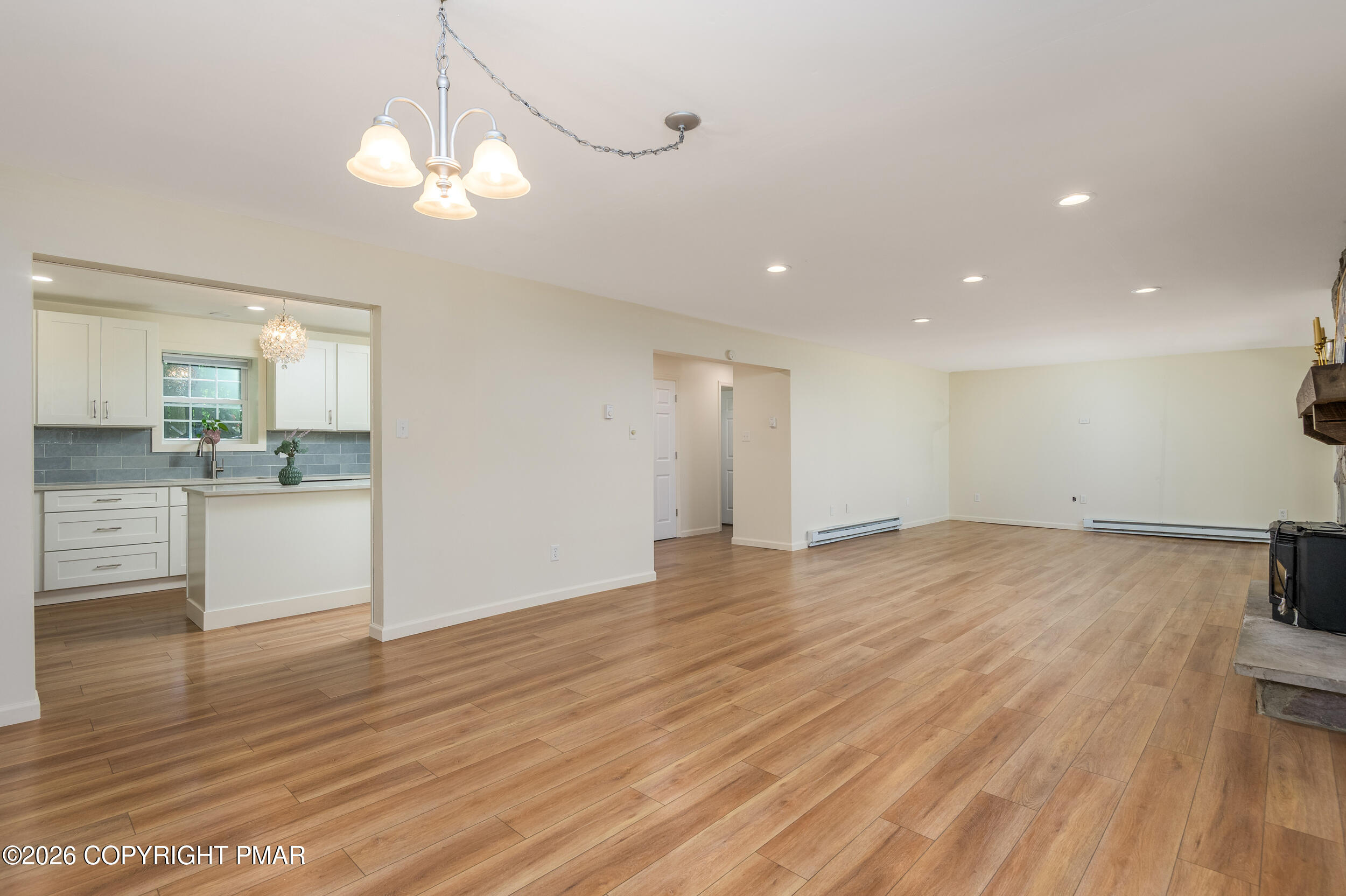 5966 Decker Road Bushkill, PA 18324 - Photo 23 of 38 Living Room