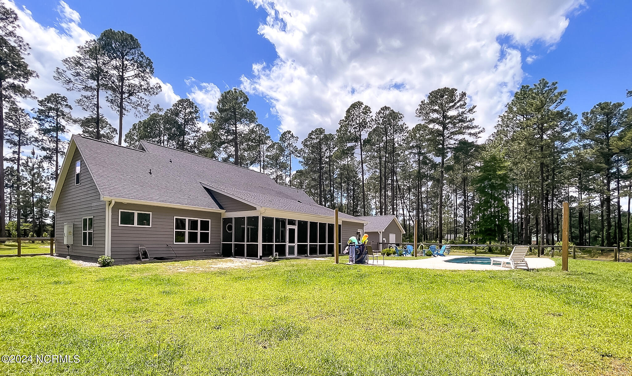 1005 Youngs Road Vass, NC 28394 - Photo 19 of 114 1005 Youngs Rd