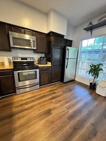 $2,100 | 2411 Northlake Court, Irving, TX 75038