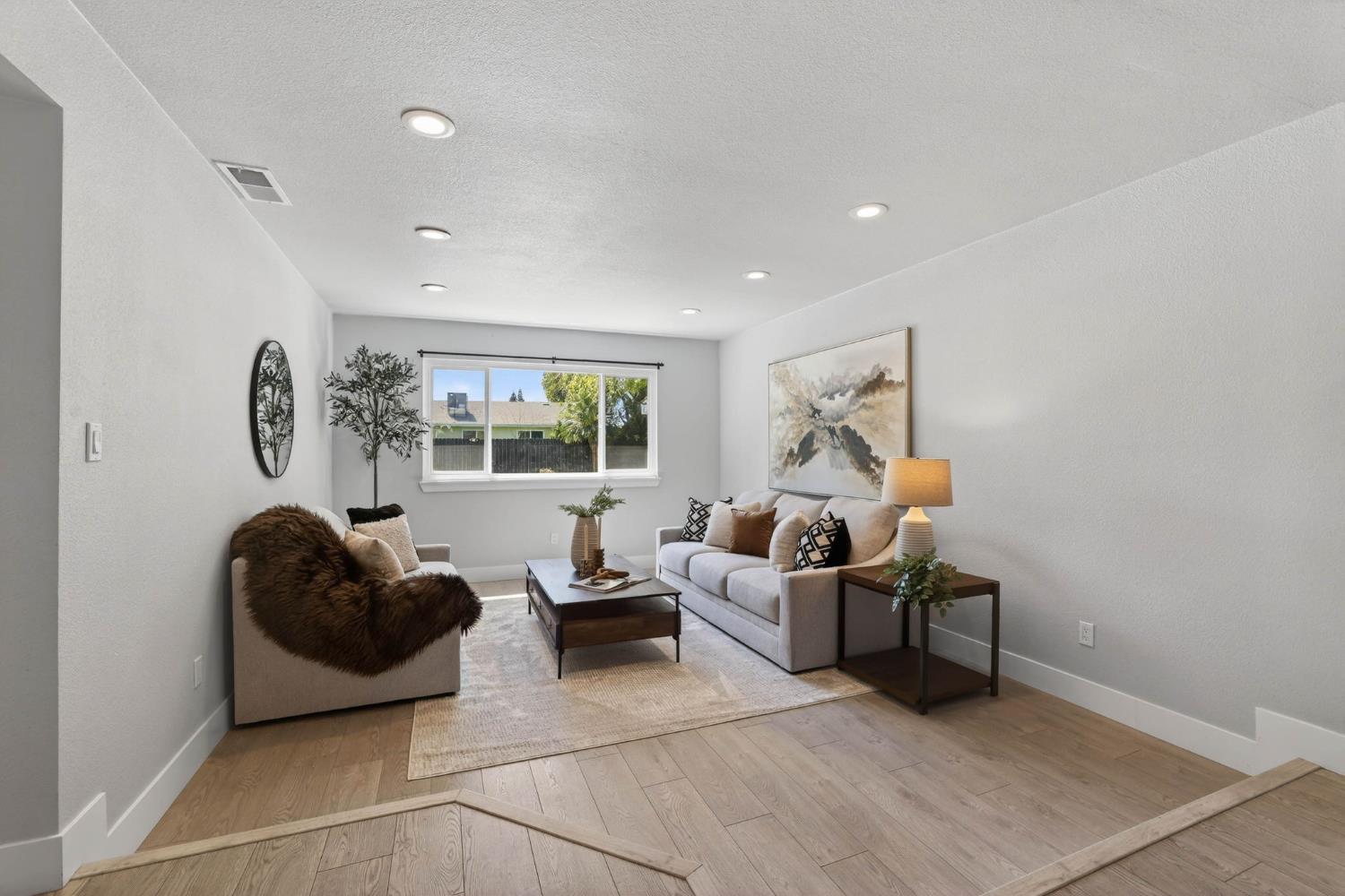 6410 Rolling Way Carmichael, CA 95608 - Photo 17 of 54