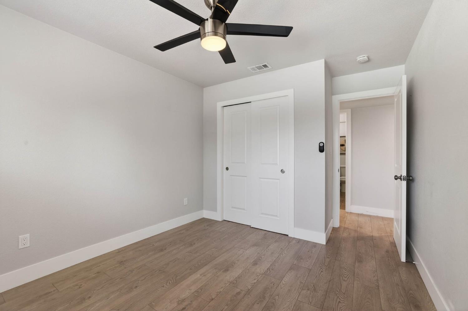 6410 Rolling Way Carmichael, CA 95608 - Photo 26 of 54