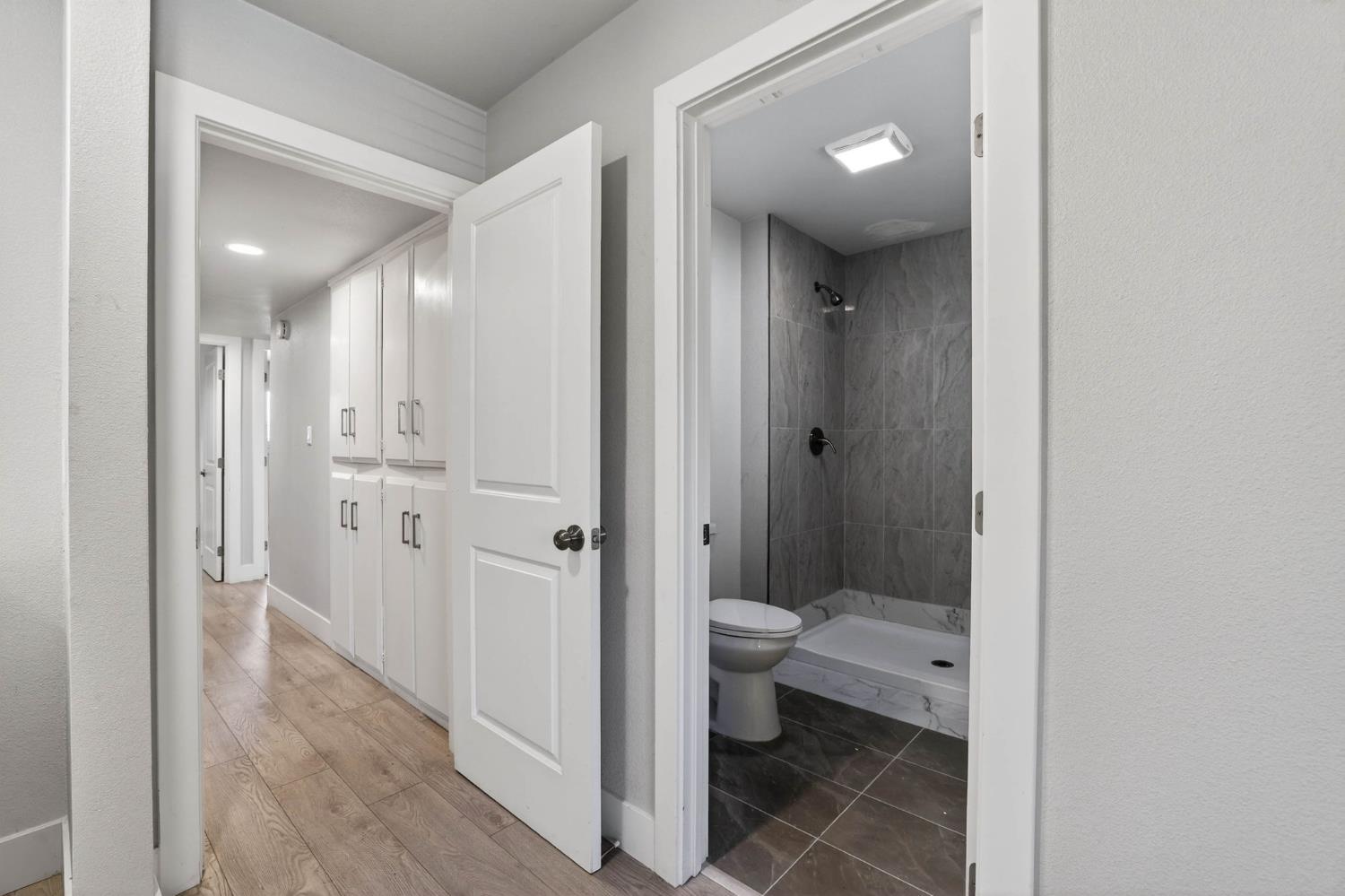 6410 Rolling Way Carmichael, CA 95608 - Photo 42 of 54