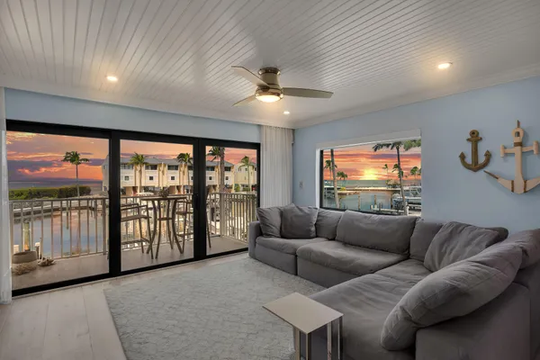 $1,800,000 | 88540 Overseas Highway, Unit 716, Tavernier, FL 33070