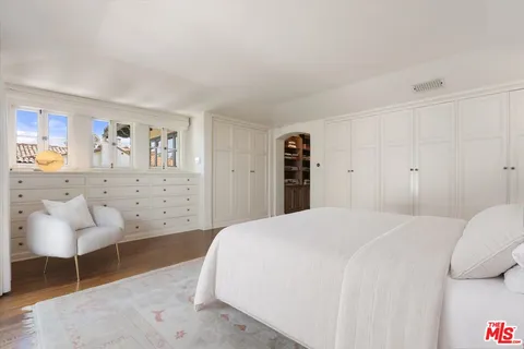$3,350,000 | 1836 Outpost Drive, Los Angeles, CA 90068