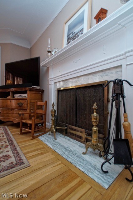 2301 Traymore Road Cleveland, OH 44118 - Photo 4 of 18