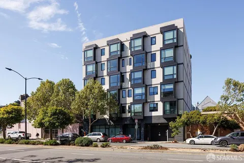 $1,080,000 | 3620 Cesar Chavez, Unit 303, San Francisco, CA 94110