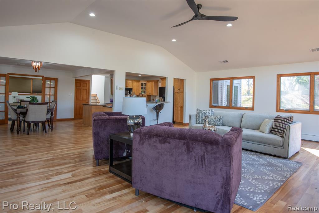 29632 Pond Ridge Road Farmington Hills, MI 48334 - Photo 15 of 32