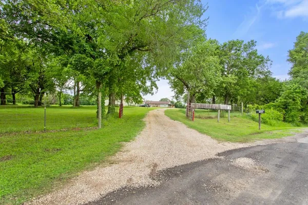 $600,000 | 195 County Road 4612, Sulphur Springs, TX 75482