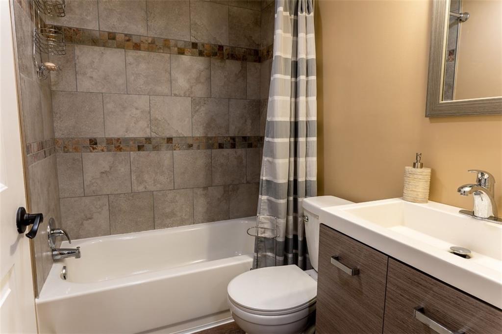 561 Callery Road Cranberry Township, PA 16066 - Photo 16 of 25 Gallery Image 16