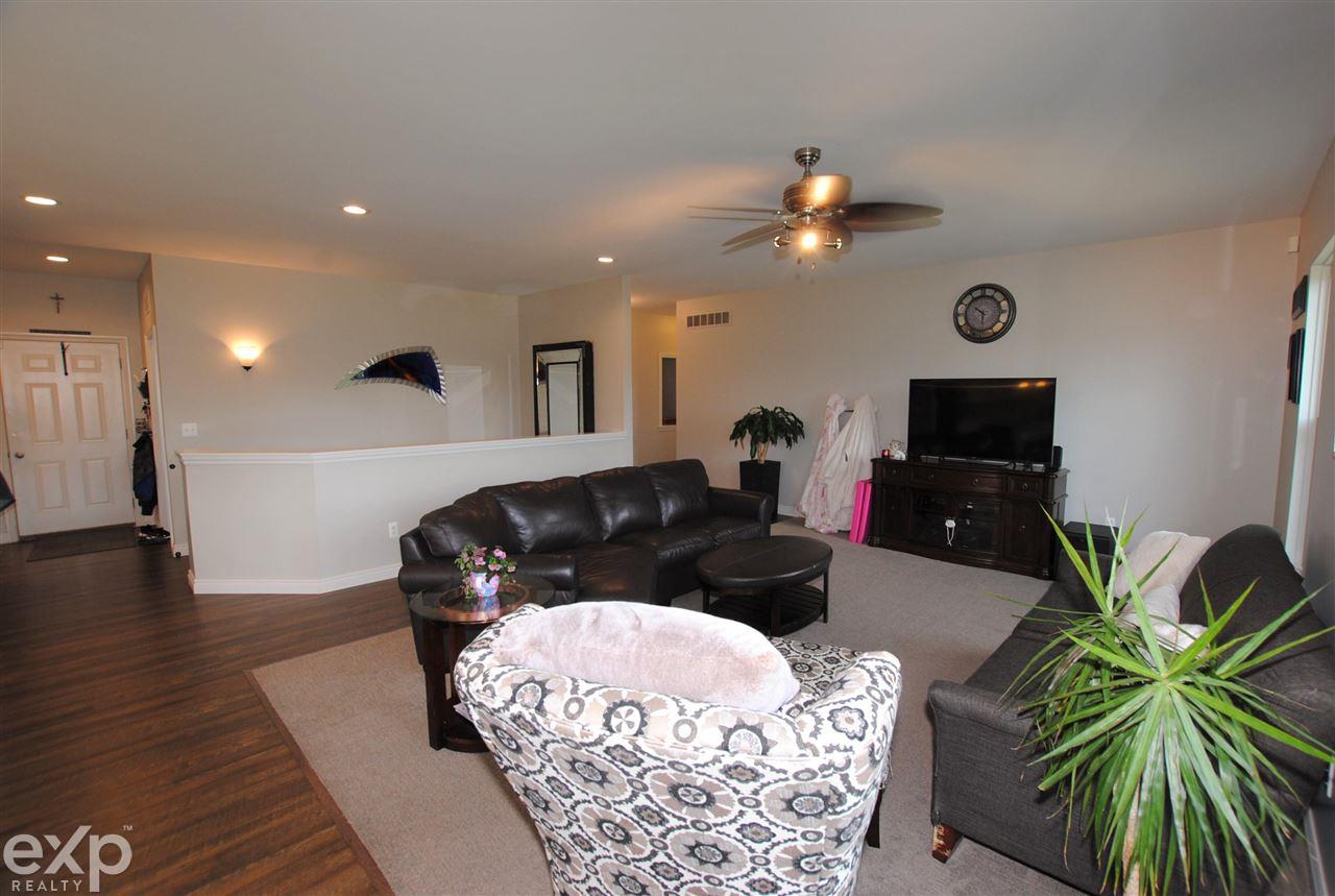 66654 Hartway Road Ray, MI 48096 - Photo 14 of 49 50080914-13.JPG