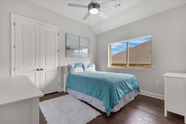 $738,000 | 569 Mendocino Lane, Austin, TX 78737