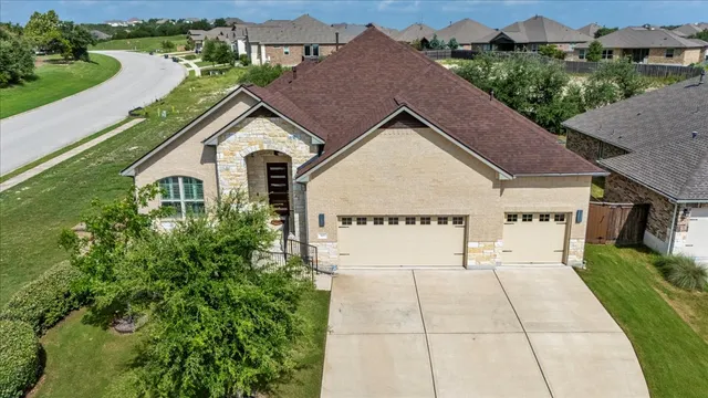 $738,000 | 569 Mendocino Lane, Austin, TX 78737