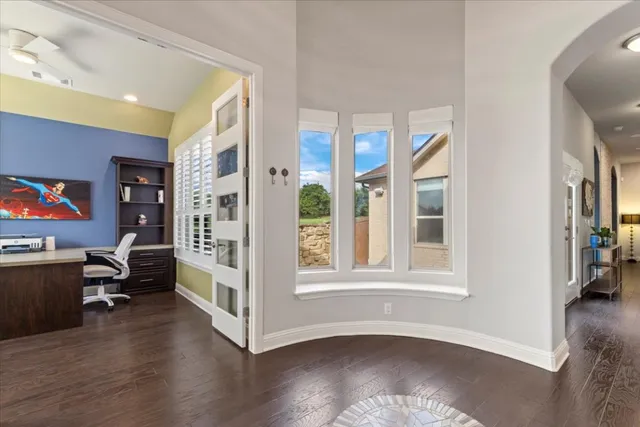 $738,000 | 569 Mendocino Lane, Austin, TX 78737