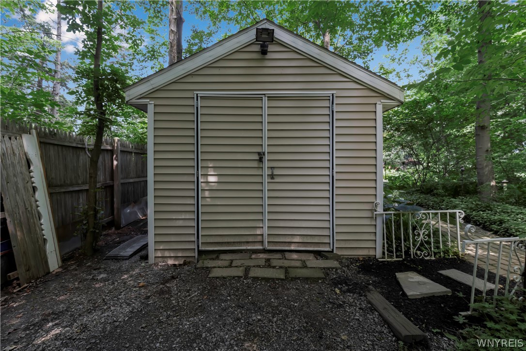 1663 North Creek Road Hamburg, NY 14085 - Photo 15 of 50