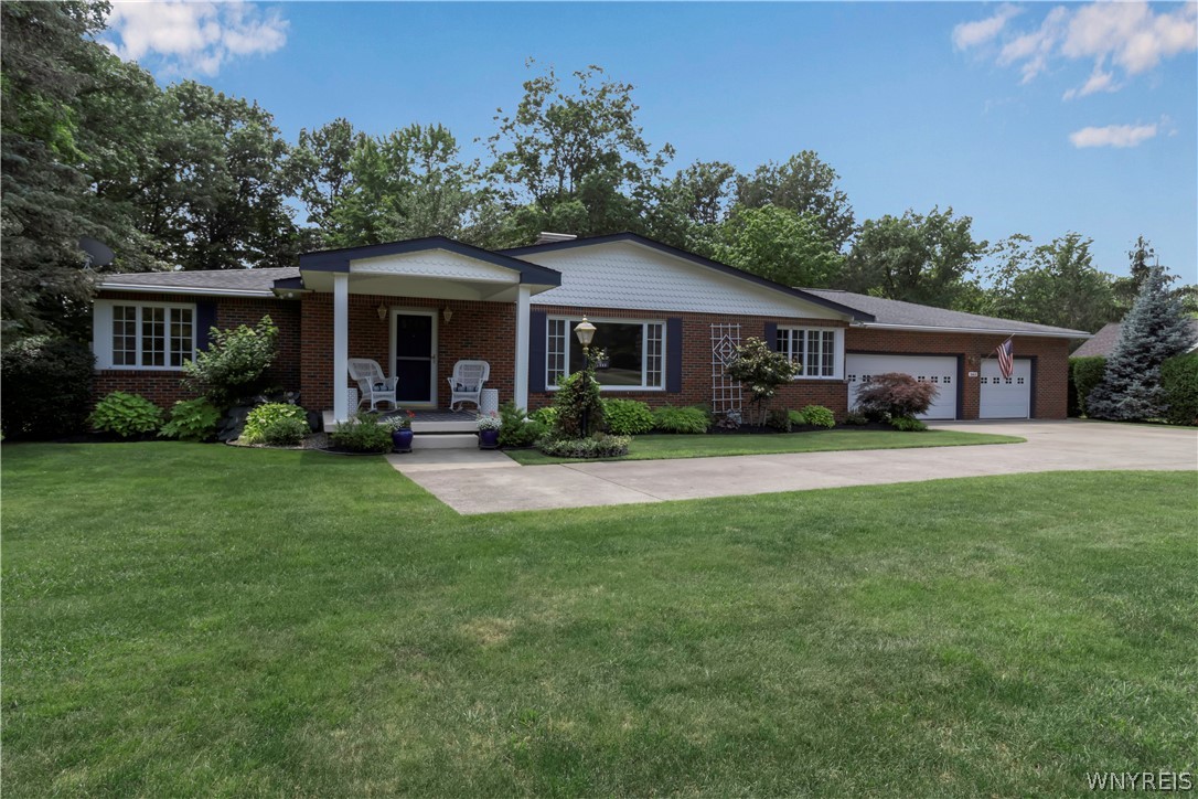 1663 North Creek Road Hamburg, NY 14085 - Photo 4 of 50