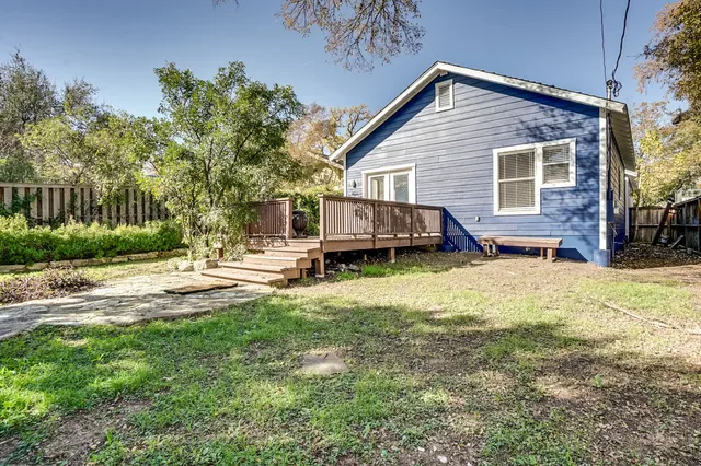 $3,195 | 809 Theresa Avenue, Austin, TX 78703