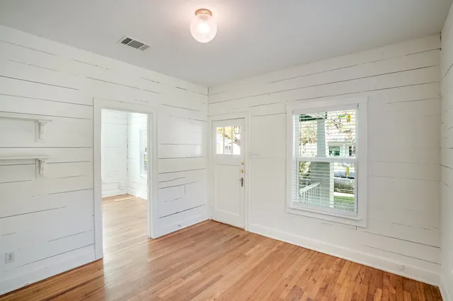 $3,195 | 809 Theresa Avenue, Austin, TX 78703