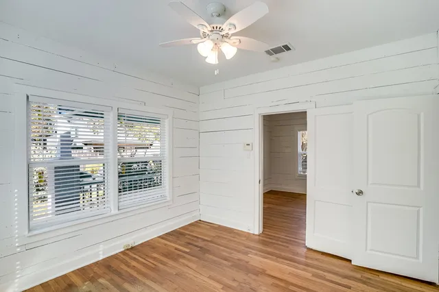 $3,195 | 809 Theresa Avenue, Austin, TX 78703