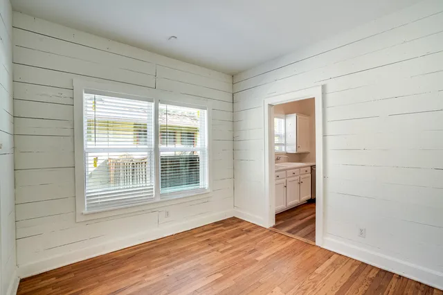 $3,195 | 809 Theresa Avenue, Austin, TX 78703