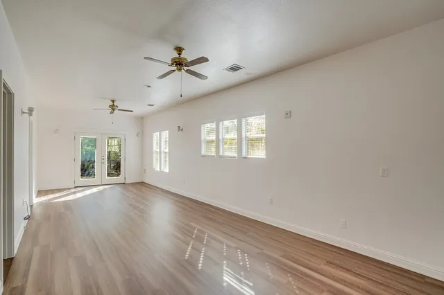 $3,195 | 809 Theresa Avenue, Austin, TX 78703