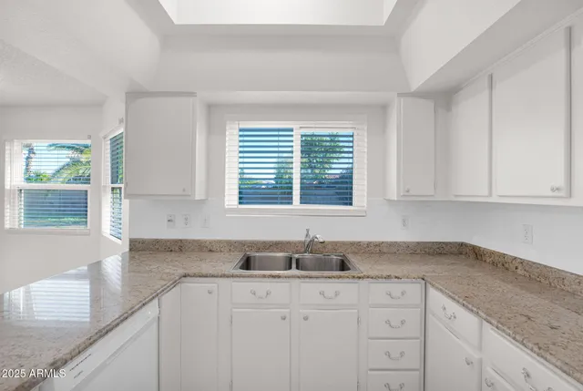 $2,750 | 3623 East Oraibi Drive, Phoenix, AZ 85050