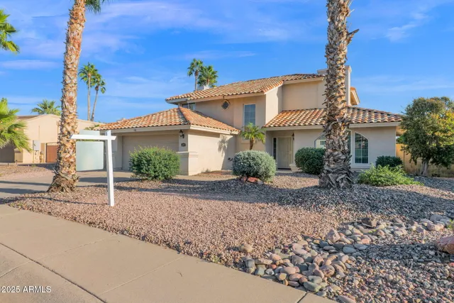 $2,750 | 3623 East Oraibi Drive, Phoenix, AZ 85050