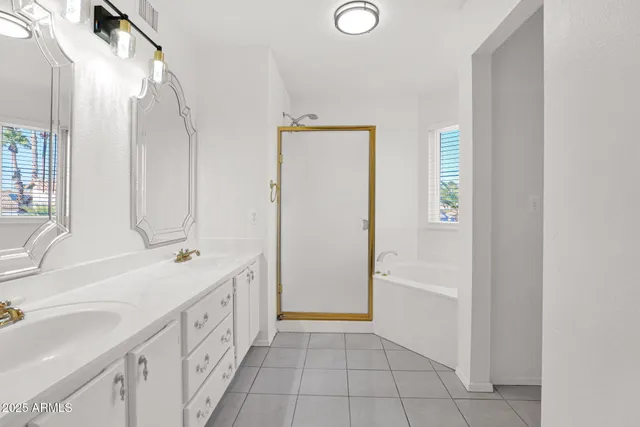 $2,750 | 3623 East Oraibi Drive, Phoenix, AZ 85050