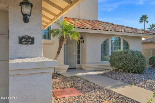 $2,750 | 3623 East Oraibi Drive, Phoenix, AZ 85050