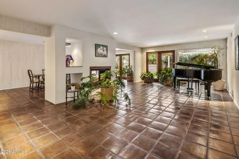 $1,950,000 | 119 West Keim Drive, Phoenix, AZ 85013