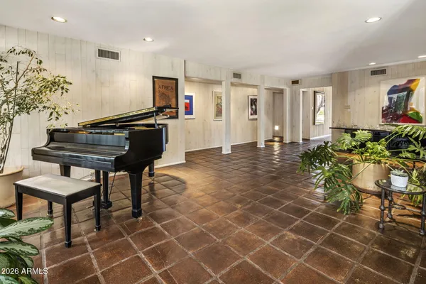 $1,950,000 | 119 West Keim Drive, Phoenix, AZ 85013