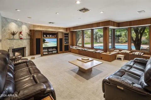 $1,950,000 | 119 West Keim Drive, Phoenix, AZ 85013