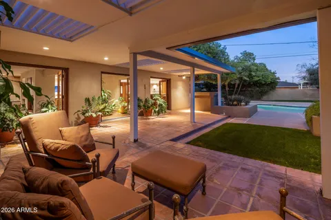 $1,950,000 | 119 West Keim Drive, Phoenix, AZ 85013