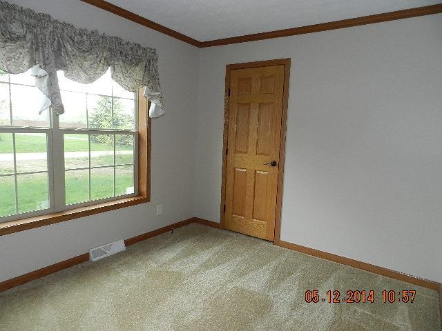769 Parks Schram Road Warsaw, IN 46580 - Photo 9 of 18 Gallery Image 9