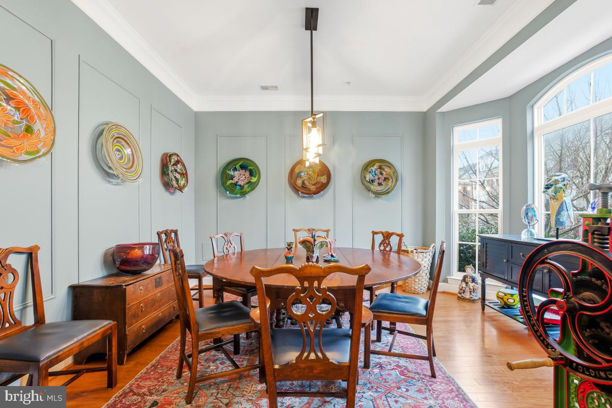 23416 Clarksridge Road Clarksburg, MD 20871 - Photo 4 of 48 a dining room with furniture and window