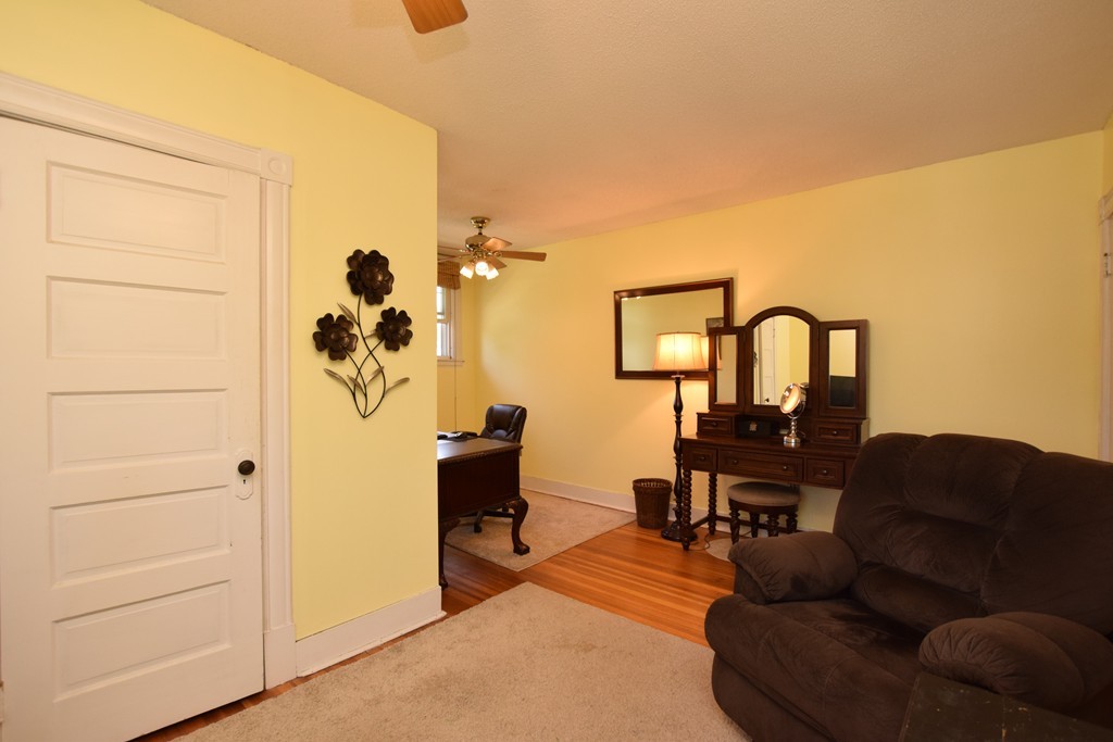 62 Osborne Terrace Springfield, MA 01104 - Photo 24 of 30