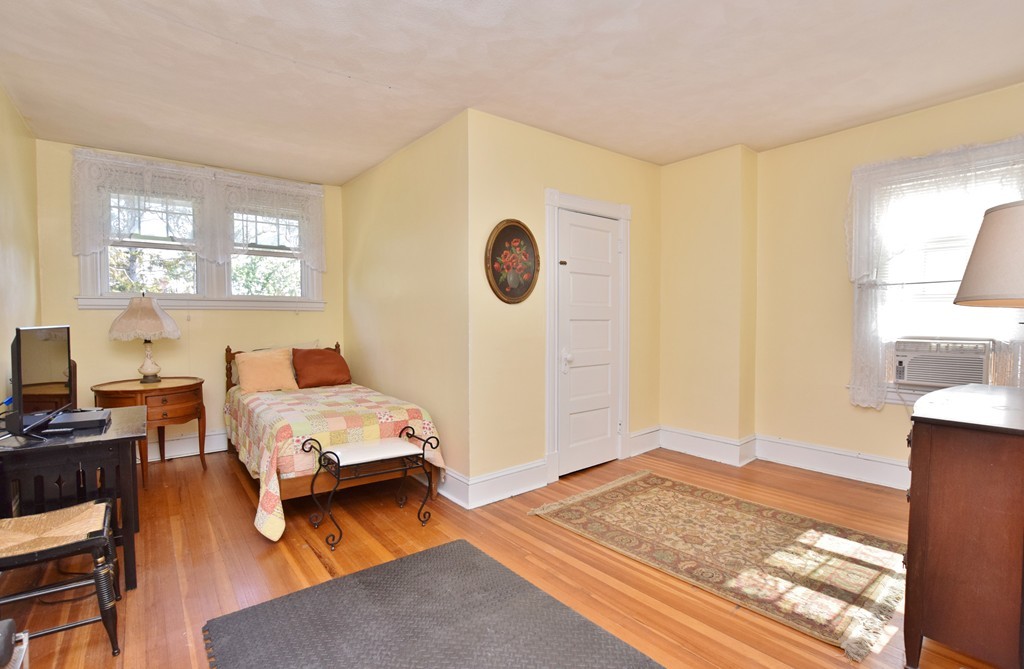 62 Osborne Terrace Springfield, MA 01104 - Photo 26 of 30