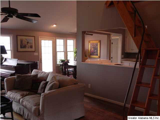 1826 Lk Rdg Road Birmingham, AL 35216 - Photo 2 of 29