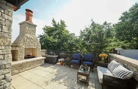 $1,895,000 | 1934 North Bissell Street, Chicago, IL 60614