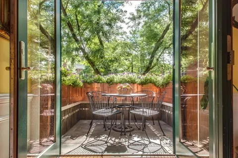 $1,895,000 | 1934 North Bissell Street, Chicago, IL 60614